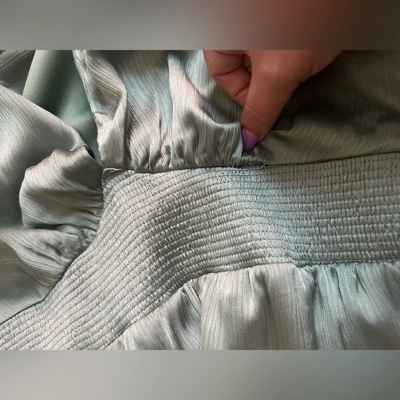 Baltic Born Prague Satin Maxi Dress Eucalyptus Size Large - Picture 9 of 10